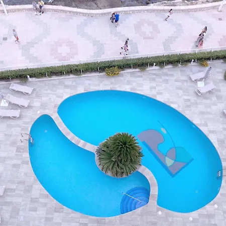 Firstline Rubino Arenal-bol