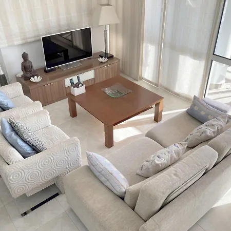 Firstline Rubino Arenal-bol *