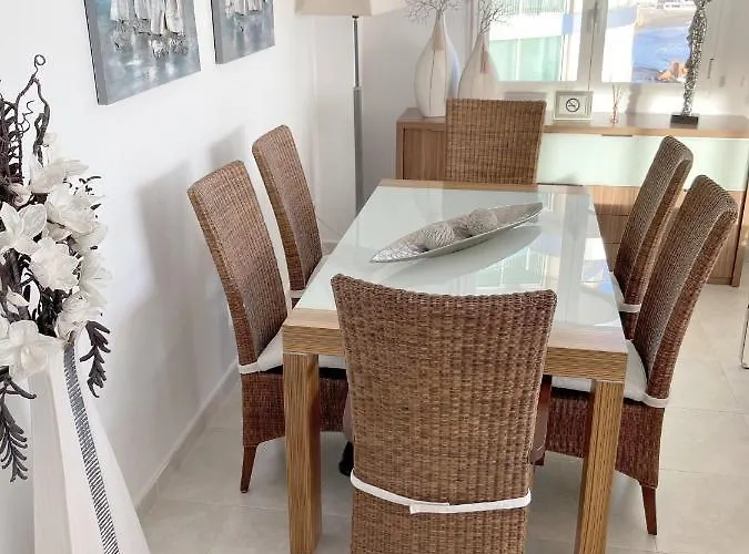 Firstline Rubino Arenal-bol Apartment *